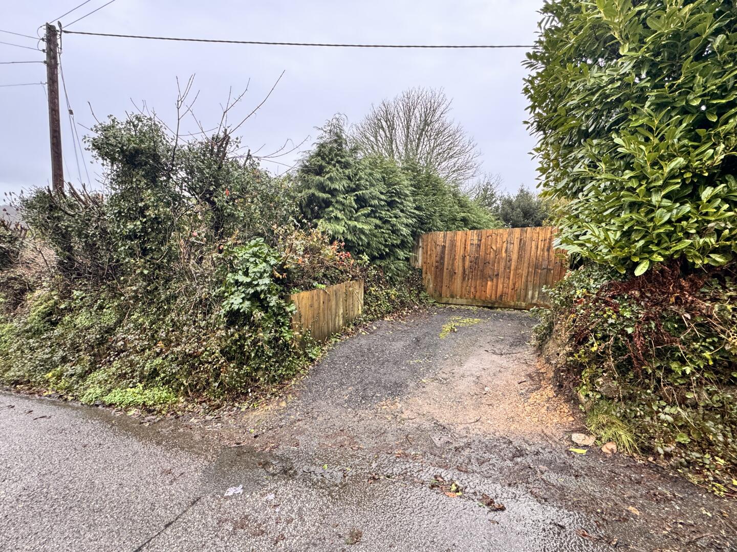 3 bed property in 3 Poplar Cottages, Truro